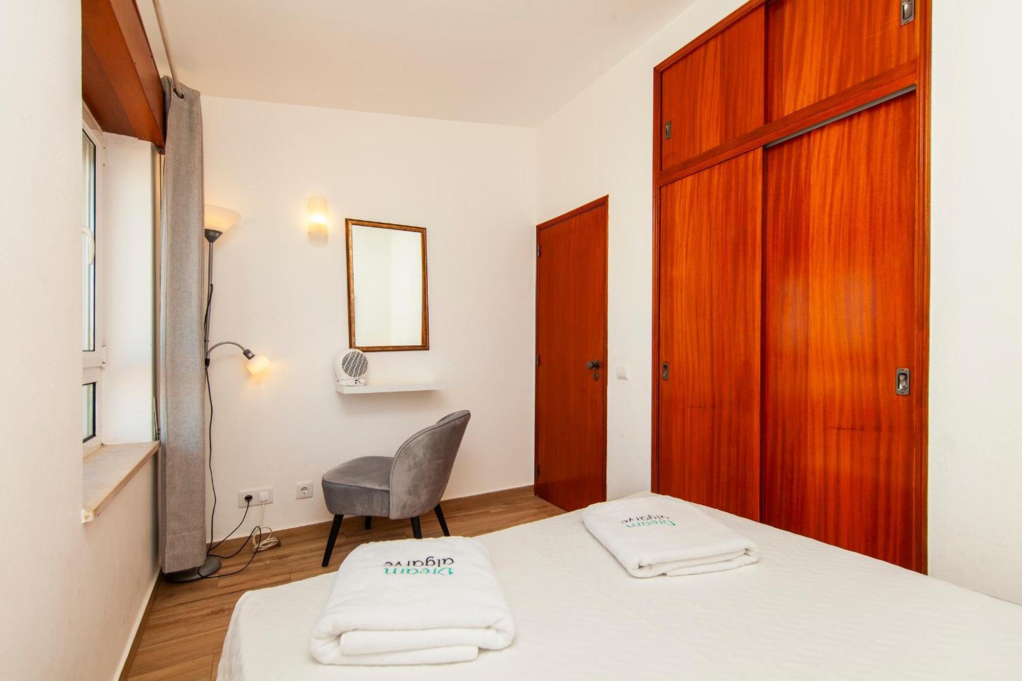 A38 - Rising Sun Top-Floor Flat Lagos Ngoại thất bức ảnh